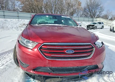 2019 Ford Taurus Limited z USA, uszkodzony, nr VIN 1FAHP2J87KG119517